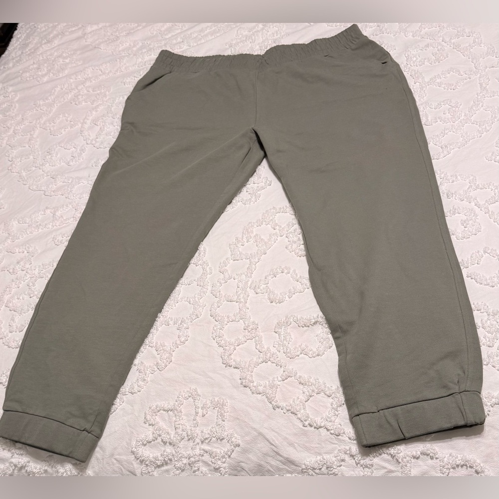 32 Degrees Cool Olive Green Pants